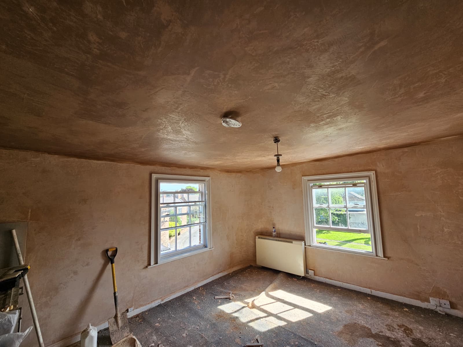 Freshly plastered room ready for decoration